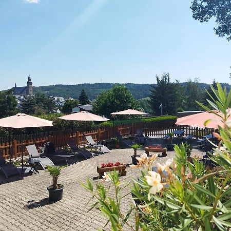 Berghotel Steiger - Erzgebirge Schneeberg  Dış mekan fotoğraf