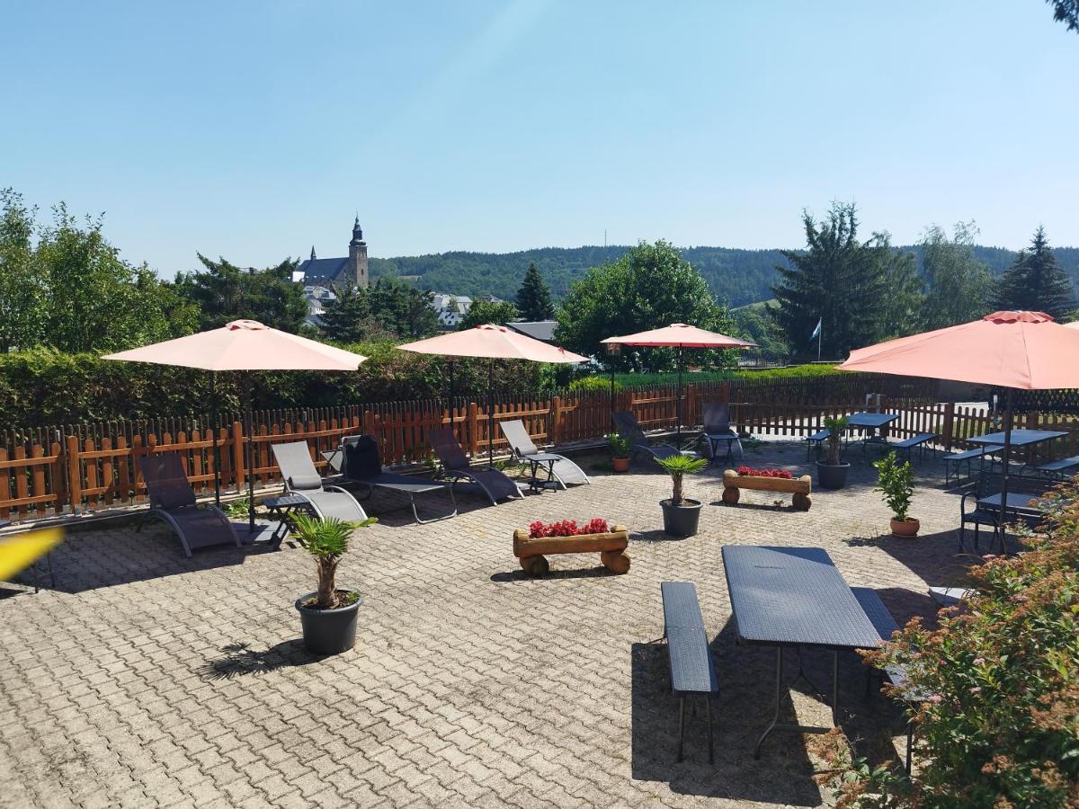 Berghotel Steiger - Erzgebirge Schneeberg  Dış mekan fotoğraf
